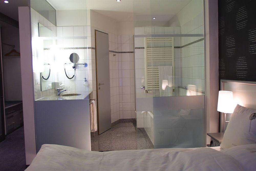 Wellings Romantik Hotel Zur Linde Moers Dış mekan fotoğraf